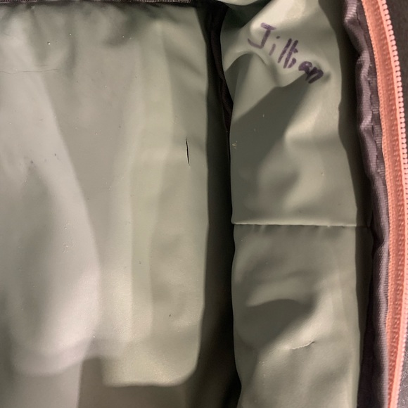 Pink Roxy lunchbox - Picture 4 of 4